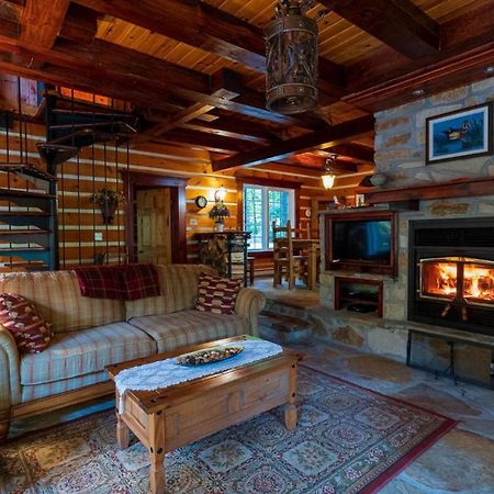 Готель Domaine Riviere Sacacomie Сент-Алексі-де-Мон Екстер'єр фото